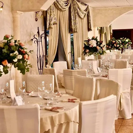 La Fontanella 3*