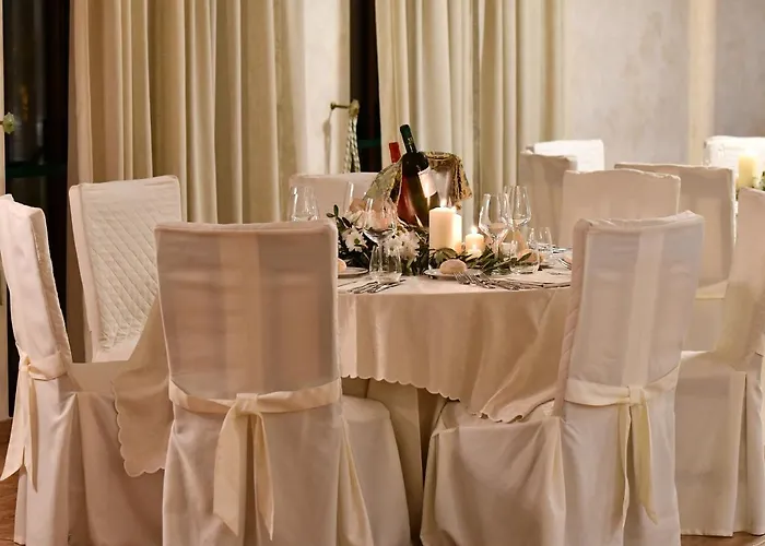 La Fontanella 酒店 3*